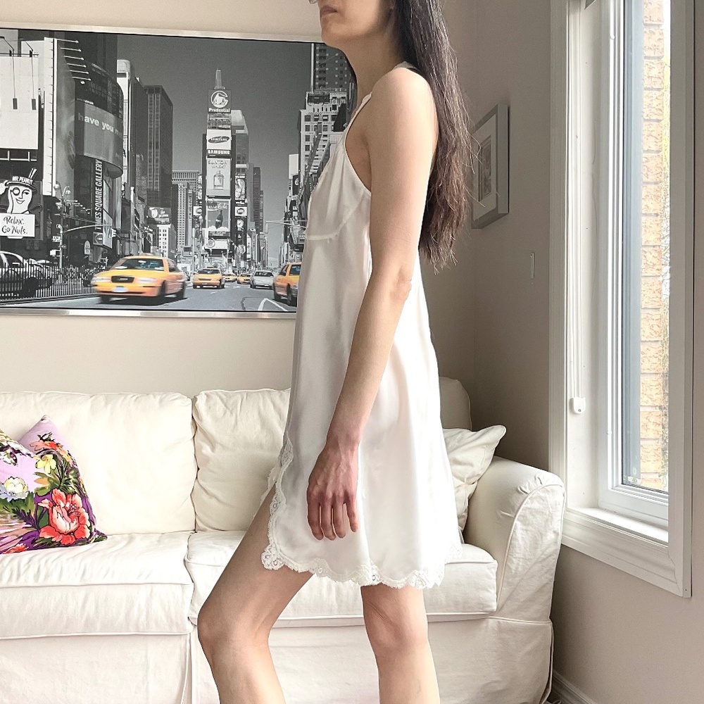 NWT La Senza flowy lace detail short chemise - Picture 5 of 16